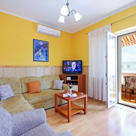 By The Sea - 19202 * Makarska